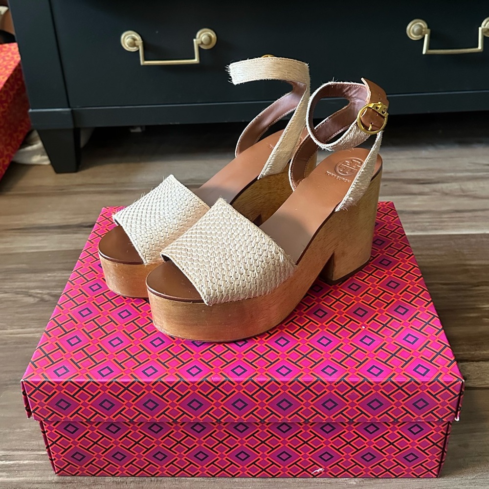 Tory Burch Camilla 100mm platform sandal in hair calf